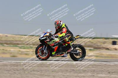 media/Aug-03-2025-TrackDaz (Sun) [[bf4a71acf9]]/A Group/12pm (Wheelie Bump)/
